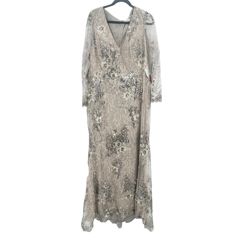Mac Duggal Floral Embroidered Lace Sequin Embellished V-Neck Illusion Gown 6 Nwt — image 6 of 8